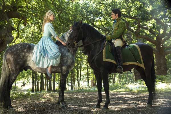 Cinderella-Lily-James-Richard-Madden-image600