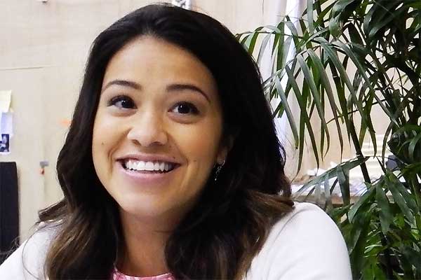 Gina-Rodriguez-Jane-The-Virgin-interview