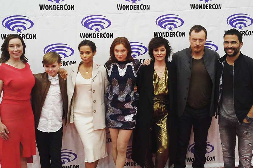 Lost in Space Cast WonderCon